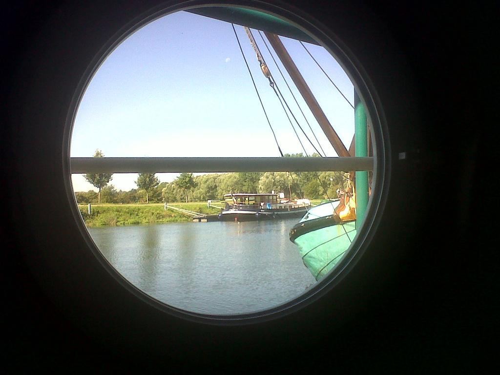 Fluvial De La Baie De Somme Le Lihoury Botel